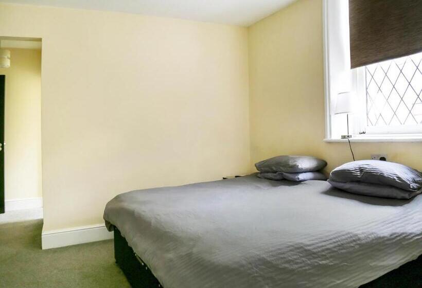 スタンダードルーム, OYO Castle Hotel, Accrington