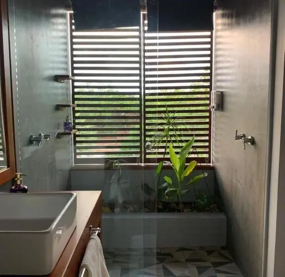 Deluxe Kolmen Hengen Huone, Vila Das águas