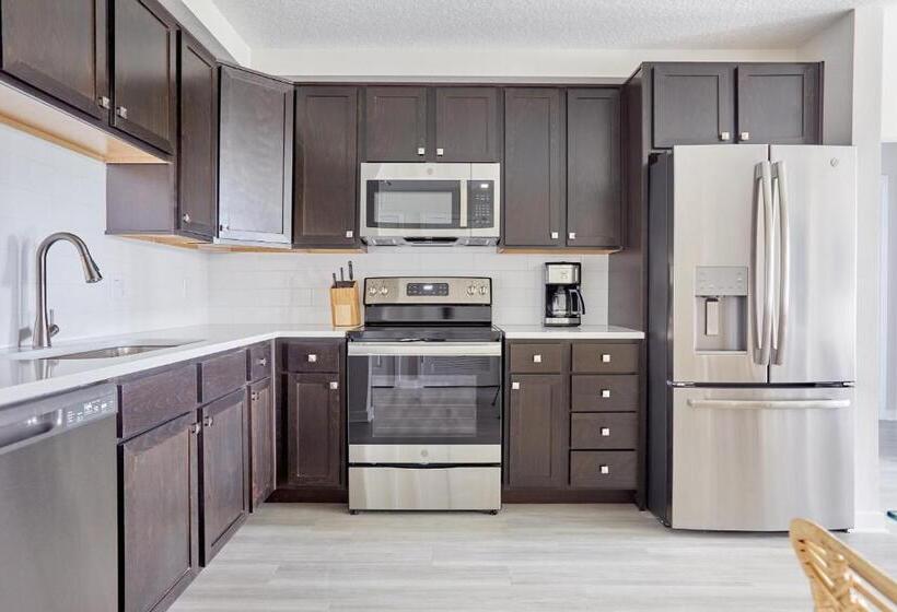 バルコニー付き１ベッドルームアパートメント, Sonder At Vista Cay