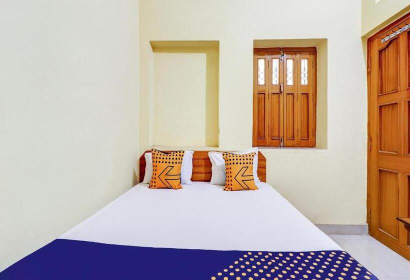 غرفة قياسية, O Shivaye Rest House