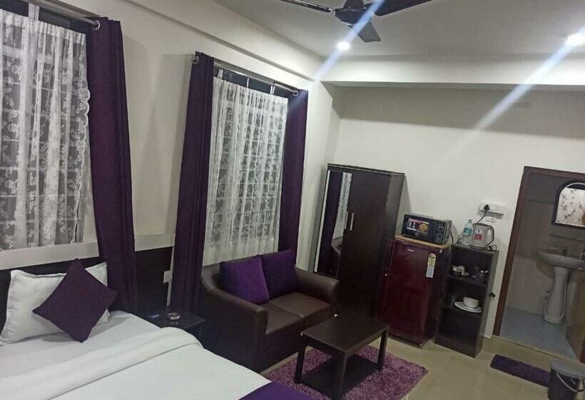 اتاق لوکس, Cassiopeia Guest House