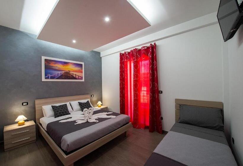 חדר סטנדרט לשלושה, Perla Del Sud