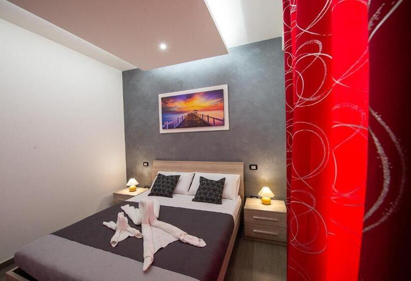 חדר סטנדרט לשלושה, Perla Del Sud