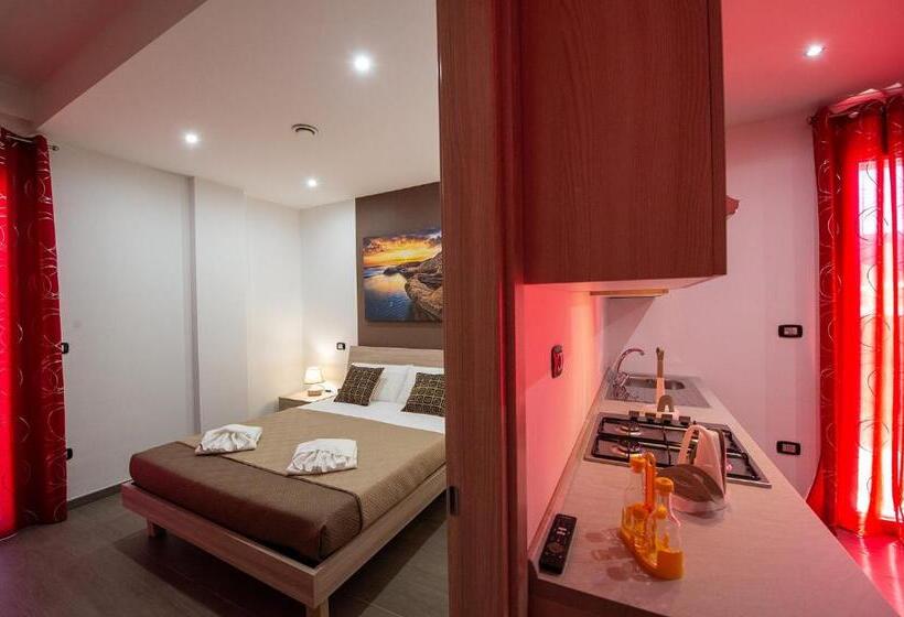 סטודיו משפחתי, Perla Del Sud