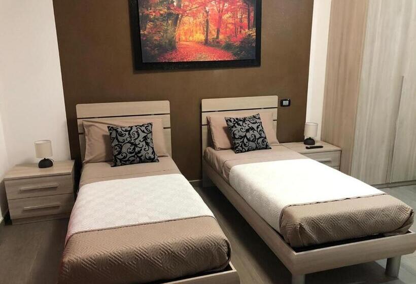 חדר סטנדרט לשלושה, Perla Del Sud