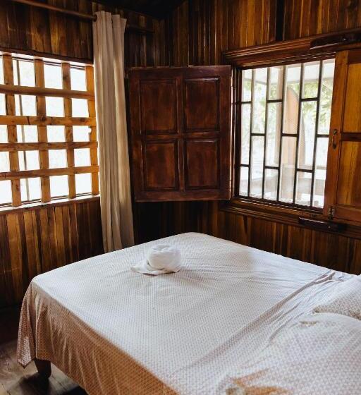 Habitación Estándar, Sunny’s