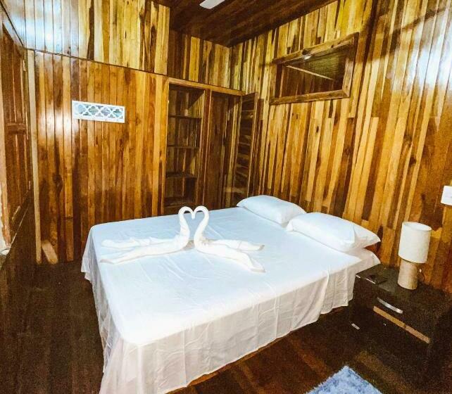 Habitación Estándar, Sunny’s