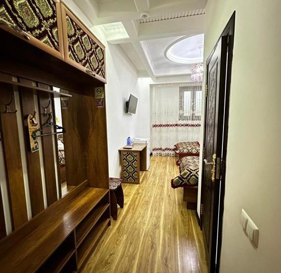 غرفة قياسية, Khurjin Boutique