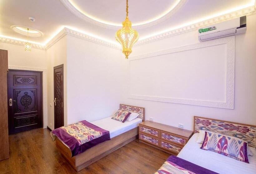 غرفة قياسية, Khurjin Boutique