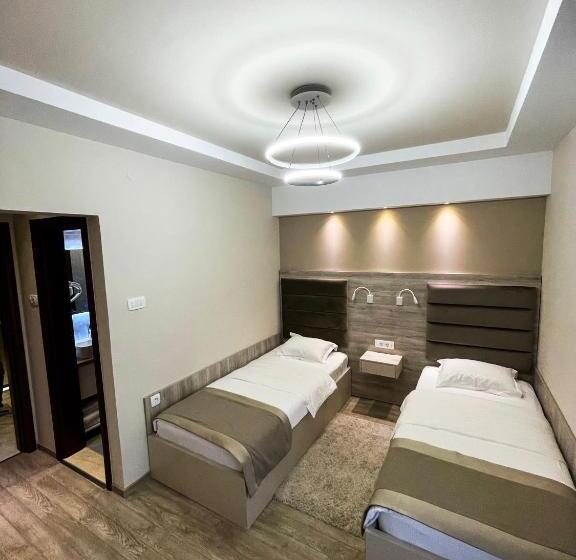 اتاق استاندارد, Holiday