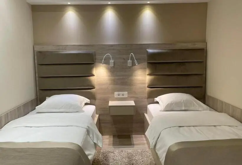 اتاق استاندارد, Holiday