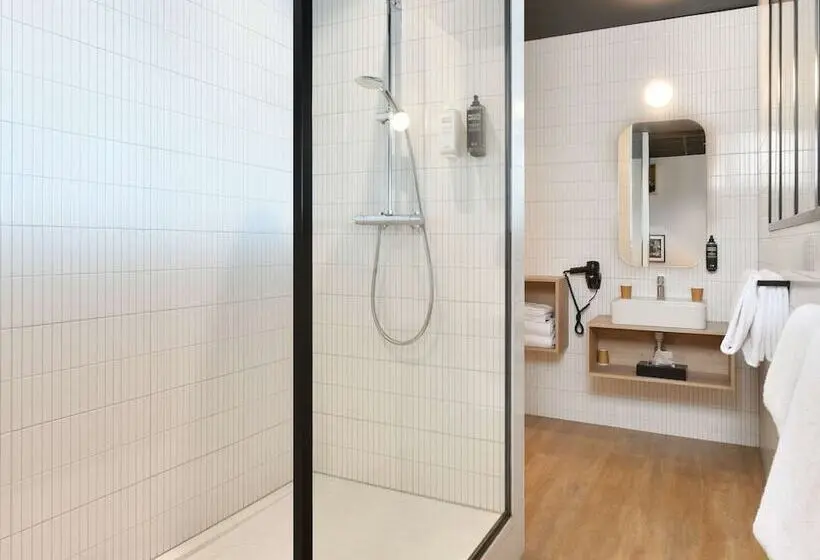 バルコニー付き１ベッドルームアパートメント, Ibis Styles Namur