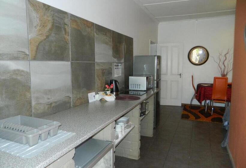 Familienzimmer, Gartenblick, Aub Guesthouse   Mariental