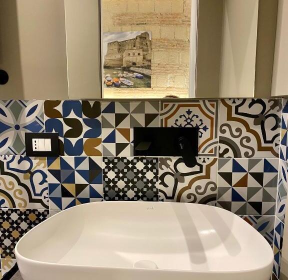 اتاق سوپریور با تخت بزرگ, L'infinito 88 Charmant Rooms