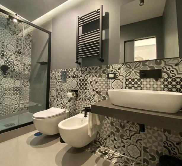 اتاق استاندارد با تخت بزرگ, L'infinito 88 Charmant Rooms