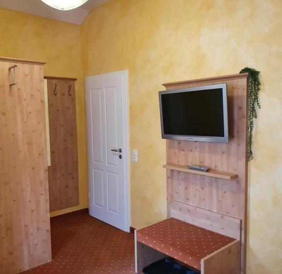 标准间, Weinhaus Paradies