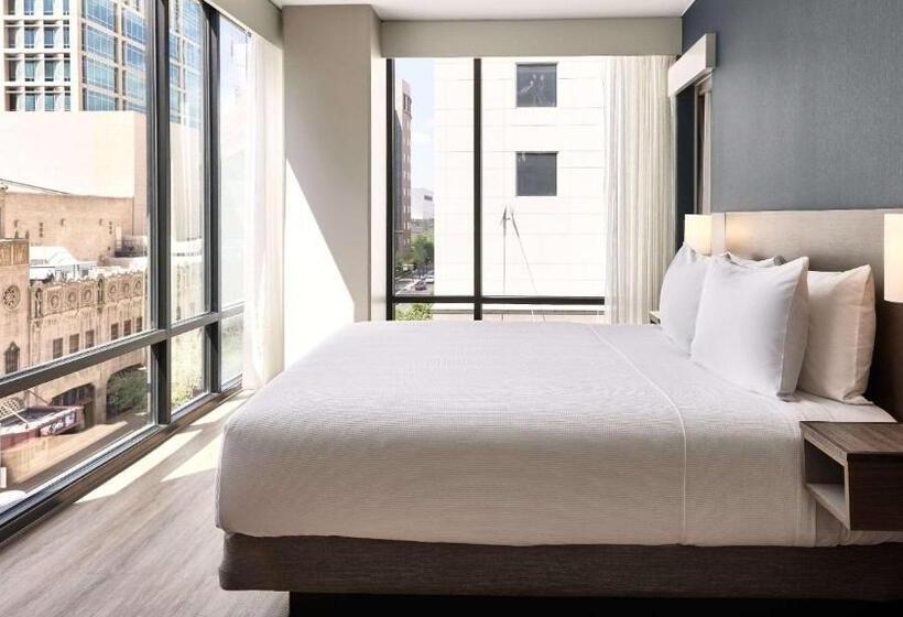 سوئیت برای معلولان, Hyatt Place Phoenix/downtown