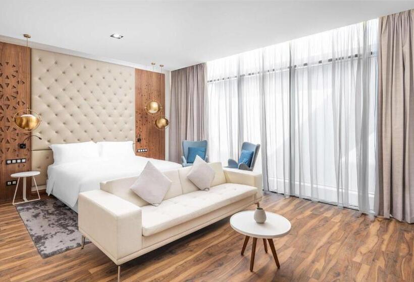 2 Bedroom Royal Suite