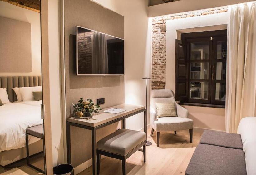 اتاق سوپریور, Sofraga Palacio