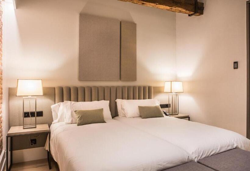 اتاق سوپریور, Sofraga Palacio