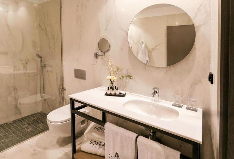 اتاق پرمیوم, Sofraga Palacio