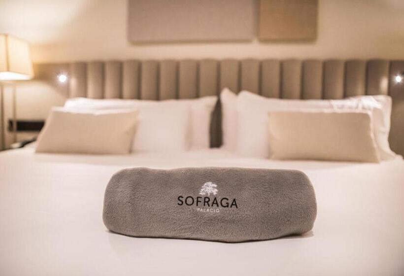 جناح جونيور سرير كينج, Sofraga Palacio