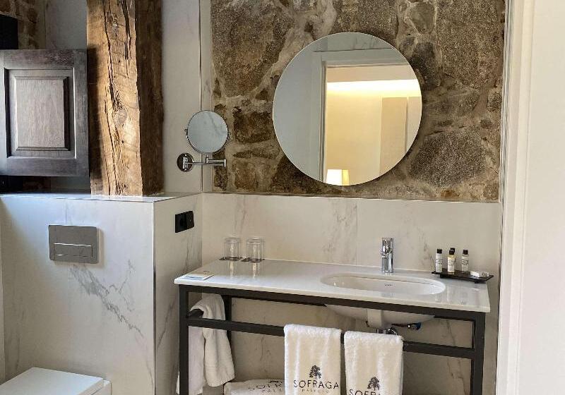 سوئیت جونیور با تخت بزرگ, Sofraga Palacio