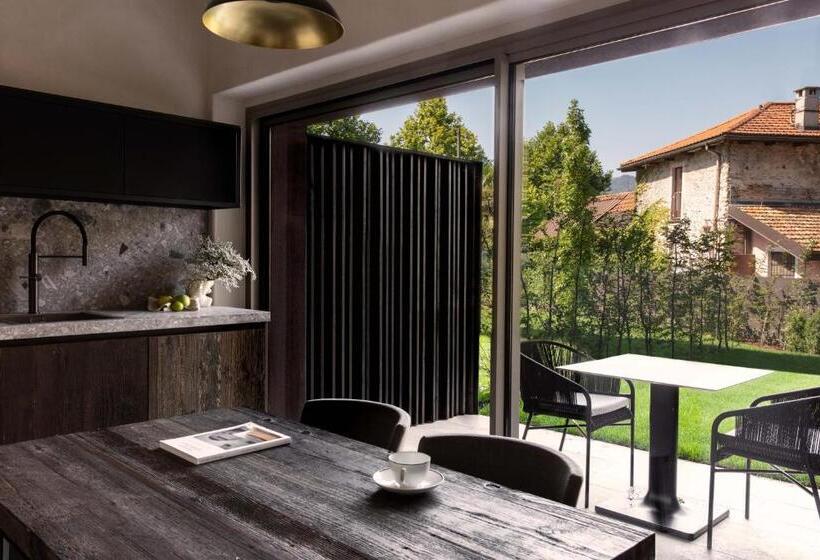 1 Bedroom Apartment Lake View, Laqua By The Lake