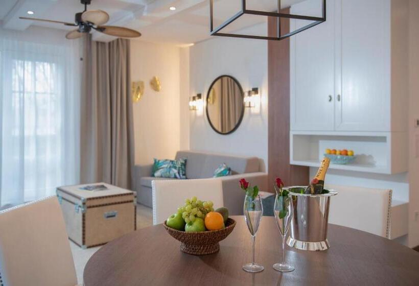 可观景的套房, Balalake Resort