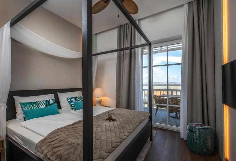 阁楼房, Balalake Resort