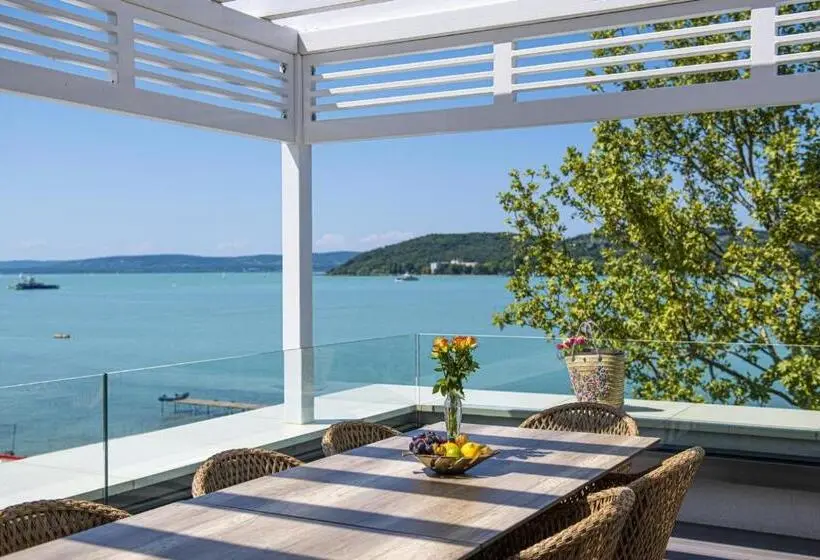 一ベッドルームエクゼクティブアパートメント, Balalake Resort