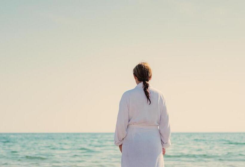 חדר בסיסי, Bongska Huset