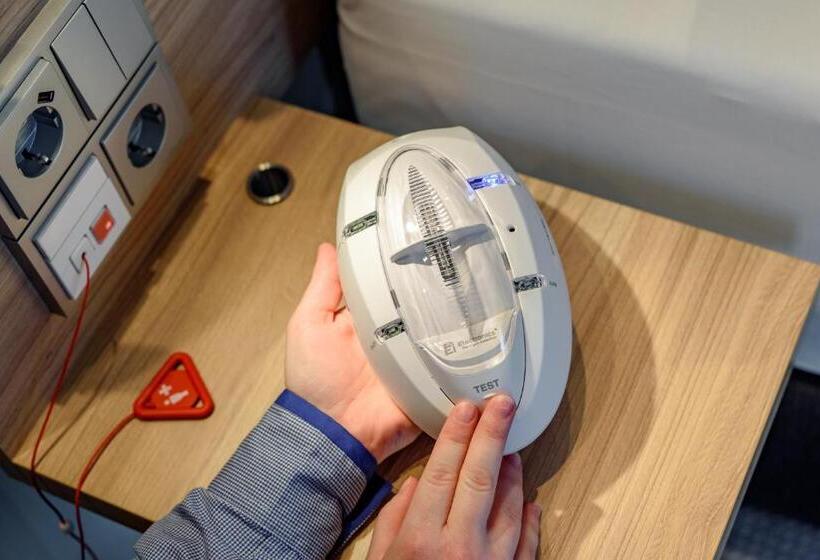 장애인을 위한 스탠다드 룸, Holiday Inn Express   Fulda, An Ihg