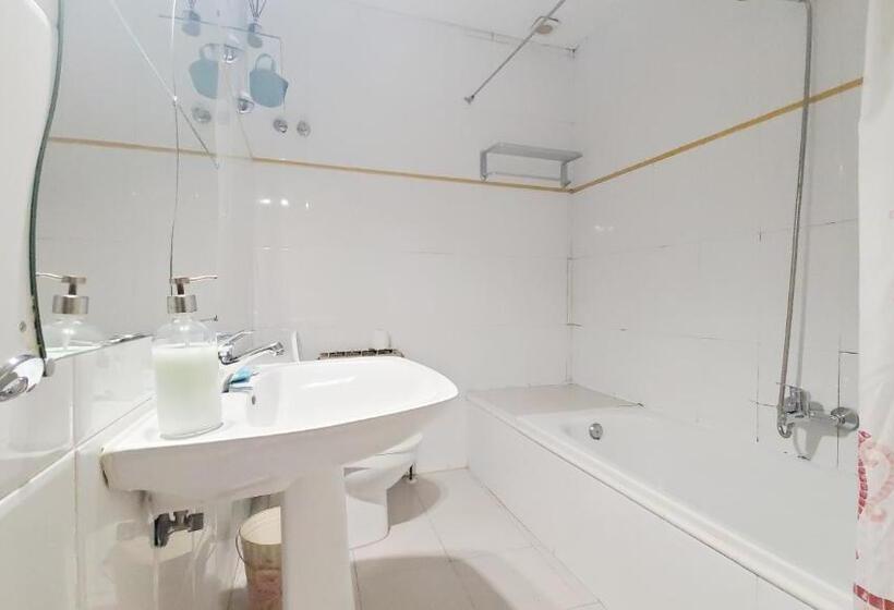 اتاق اکونومی, Hostal Martes Cáceres Plaza Mayor   Tercer Piso Sin Ascensor