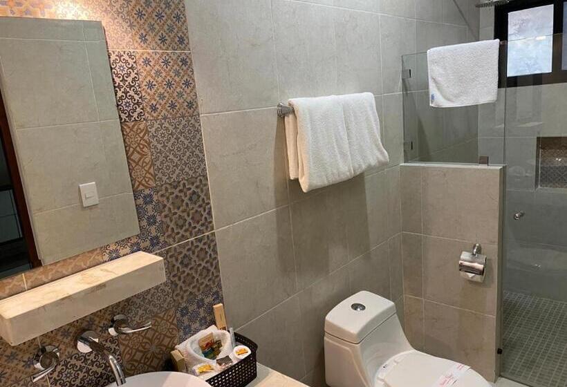 Suite King Size Seng, Las Monjas