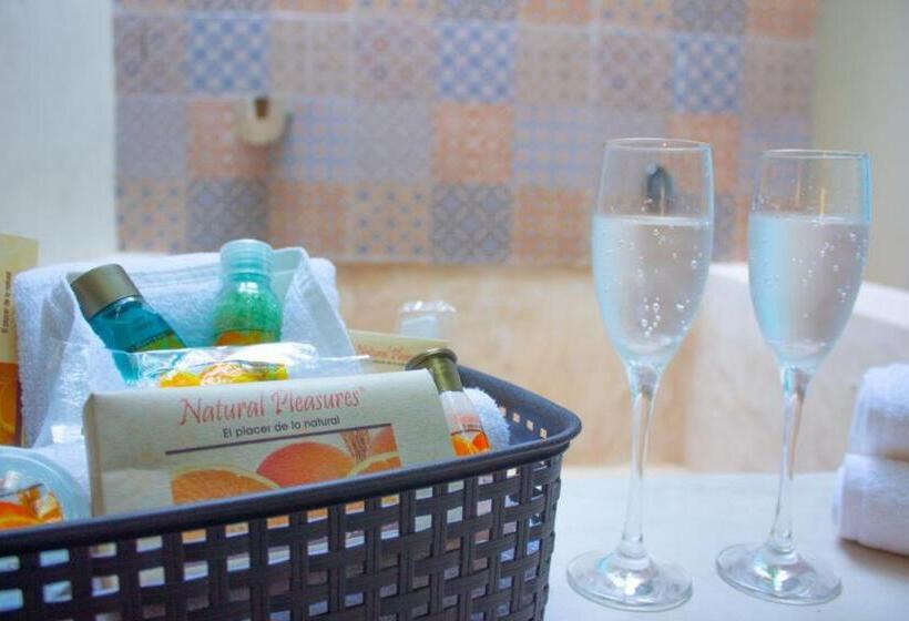 Suite King Size Seng, Las Monjas