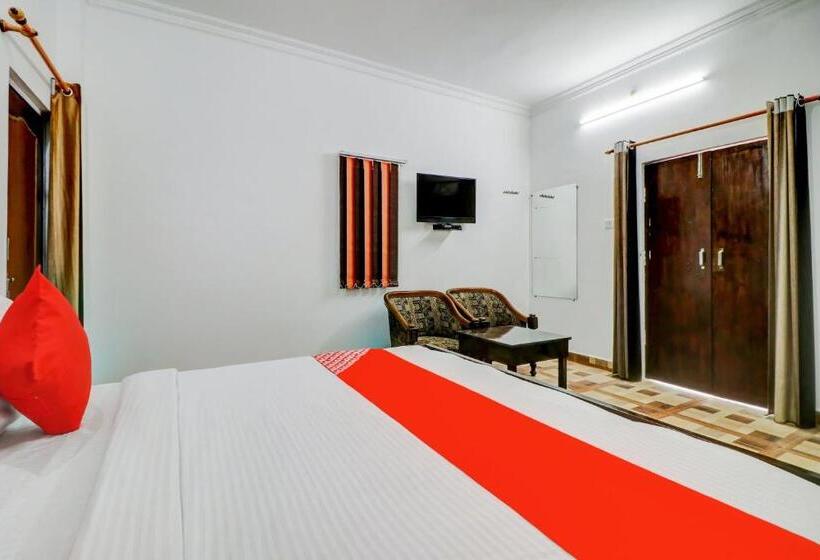 اتاق کلاسیک سه تخته, Oyo Lck1265 Shanti Kuti Home Stay