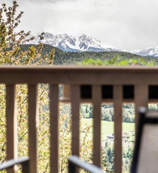 חדר סטנדרט עם מרפסת, Pippos Mountain Lodge