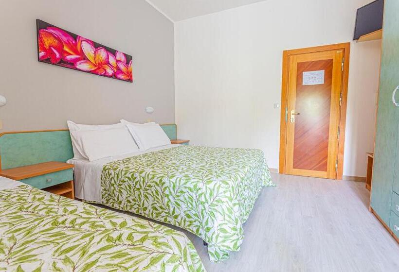 חדר קומפורט לשלושה, Rio Beach & Breakfast