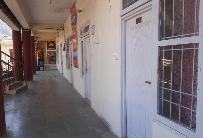 غرفة قياسية, City Crown Guest House