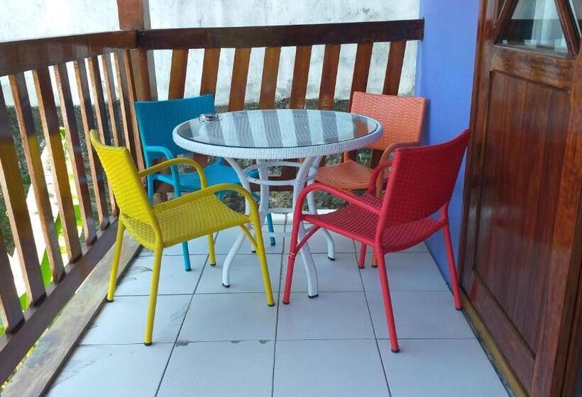 غرفة كومفورت ثلاثية, Pousada Recanto Dos Pássaros