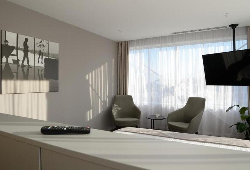 디럭스 룸, Premier Hotel Miskolc