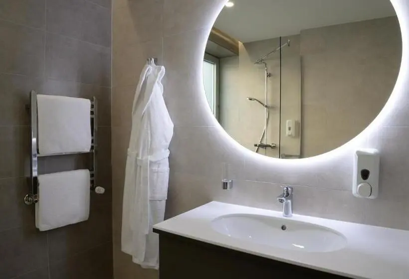 سوییت, Premier Hotel Miskolc