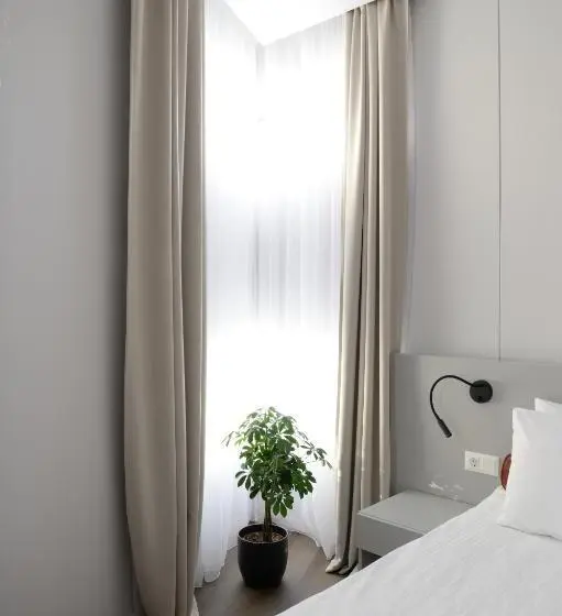 سوییت, Premier Hotel Miskolc