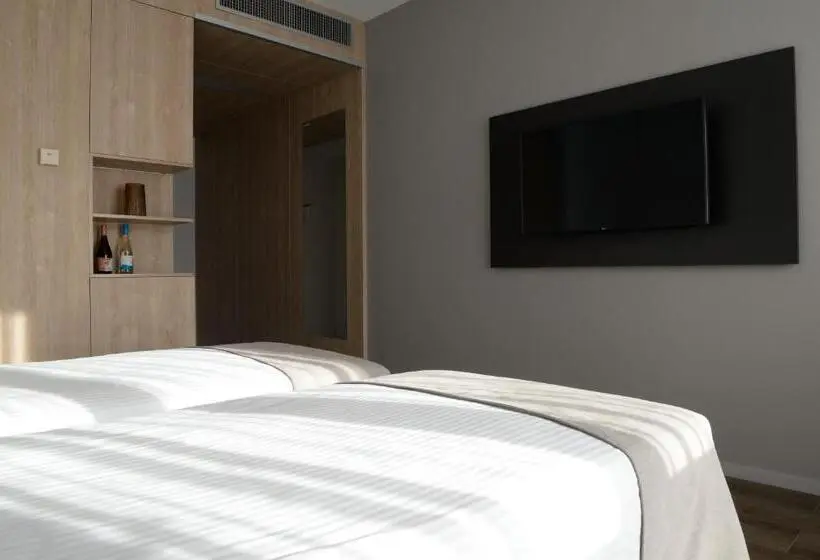 اتاق استاندارد, Premier Hotel Miskolc