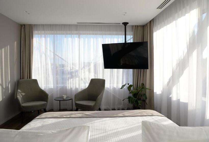 디럭스 룸, Premier Hotel Miskolc