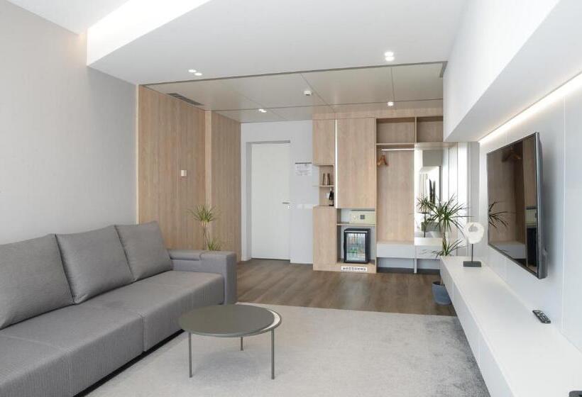 스위트, Premier Hotel Miskolc