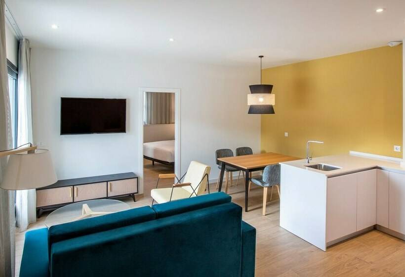 침실 2개 스위트, Tandem Portal De Elche