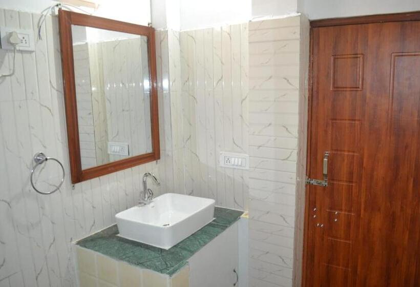 اتاق سوپریور با تخت بزرگ, The Hillans Resort & Cottages