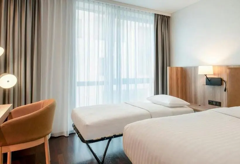اتاق استاندارد با تخت بزرگ, Ac Hotel By Marriott Bratislava Old Town